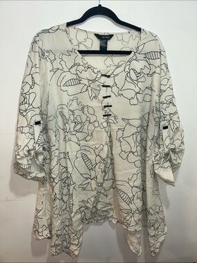 Ali Miles Cream Tunic with Black Floral Outline Size Large
